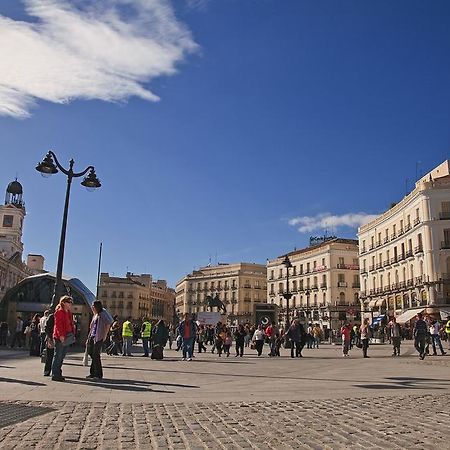 Puerta Del Sol Rooms Madrid Exteriör bild