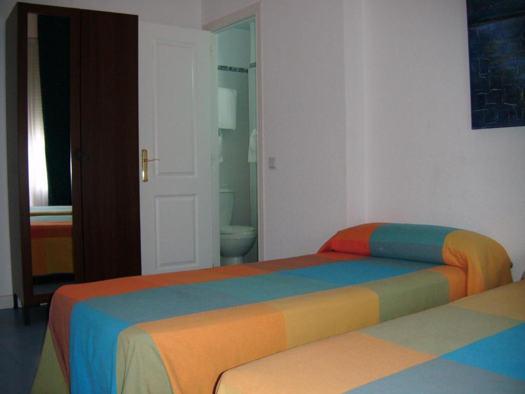 Puerta Del Sol Rooms Madrid Rum bild