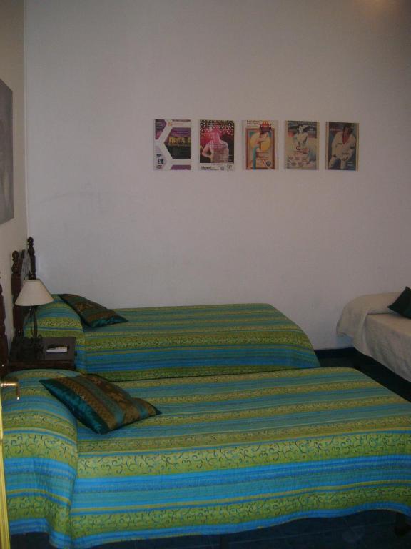 Puerta Del Sol Rooms Madrid Rum bild